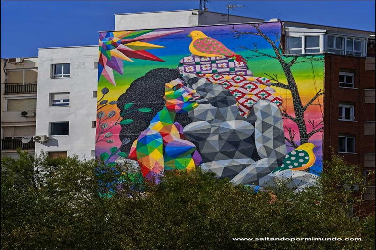 Exposición fotográfica captura la vida nocturna de Madrid
